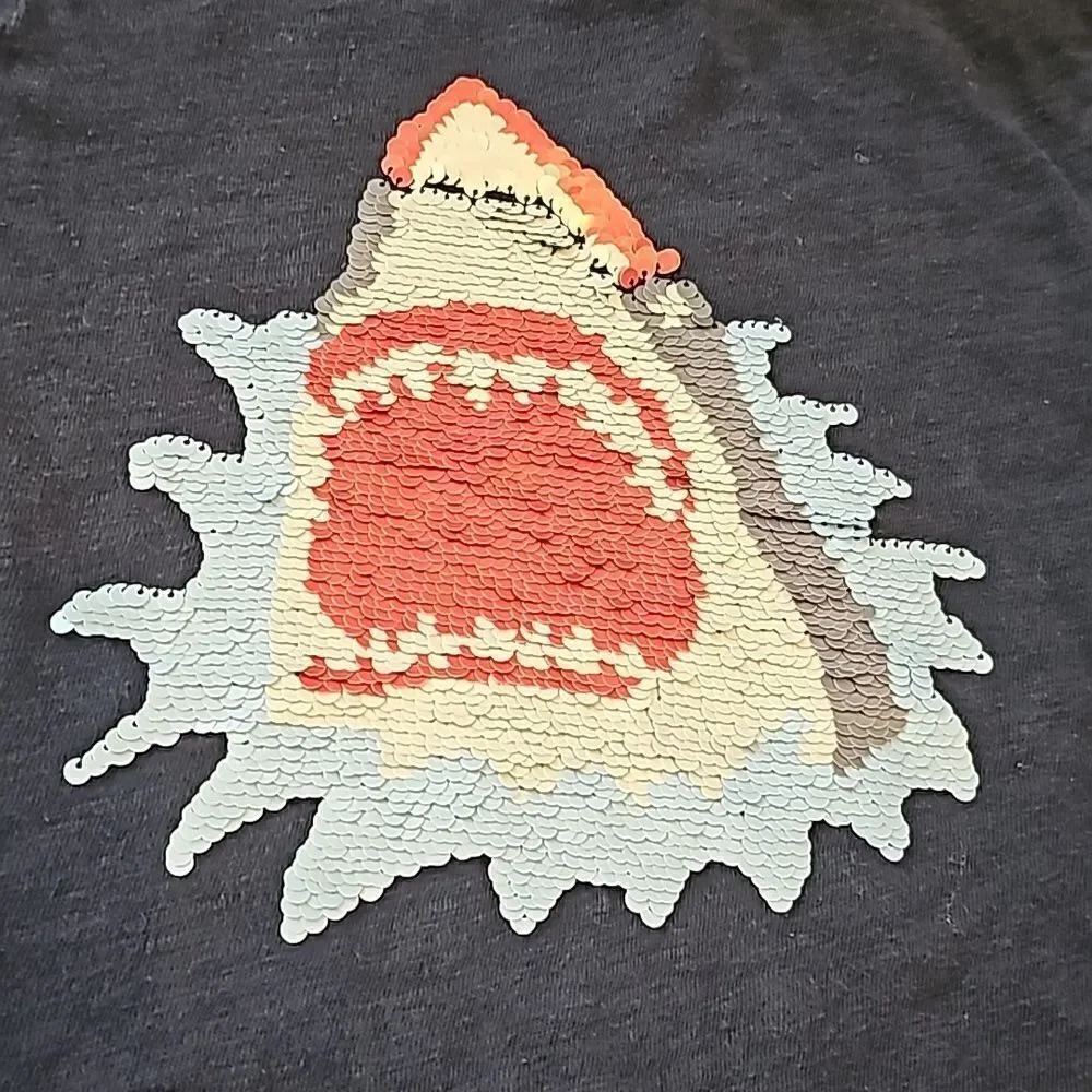 Gap shark sequin t shirt size S boys navy